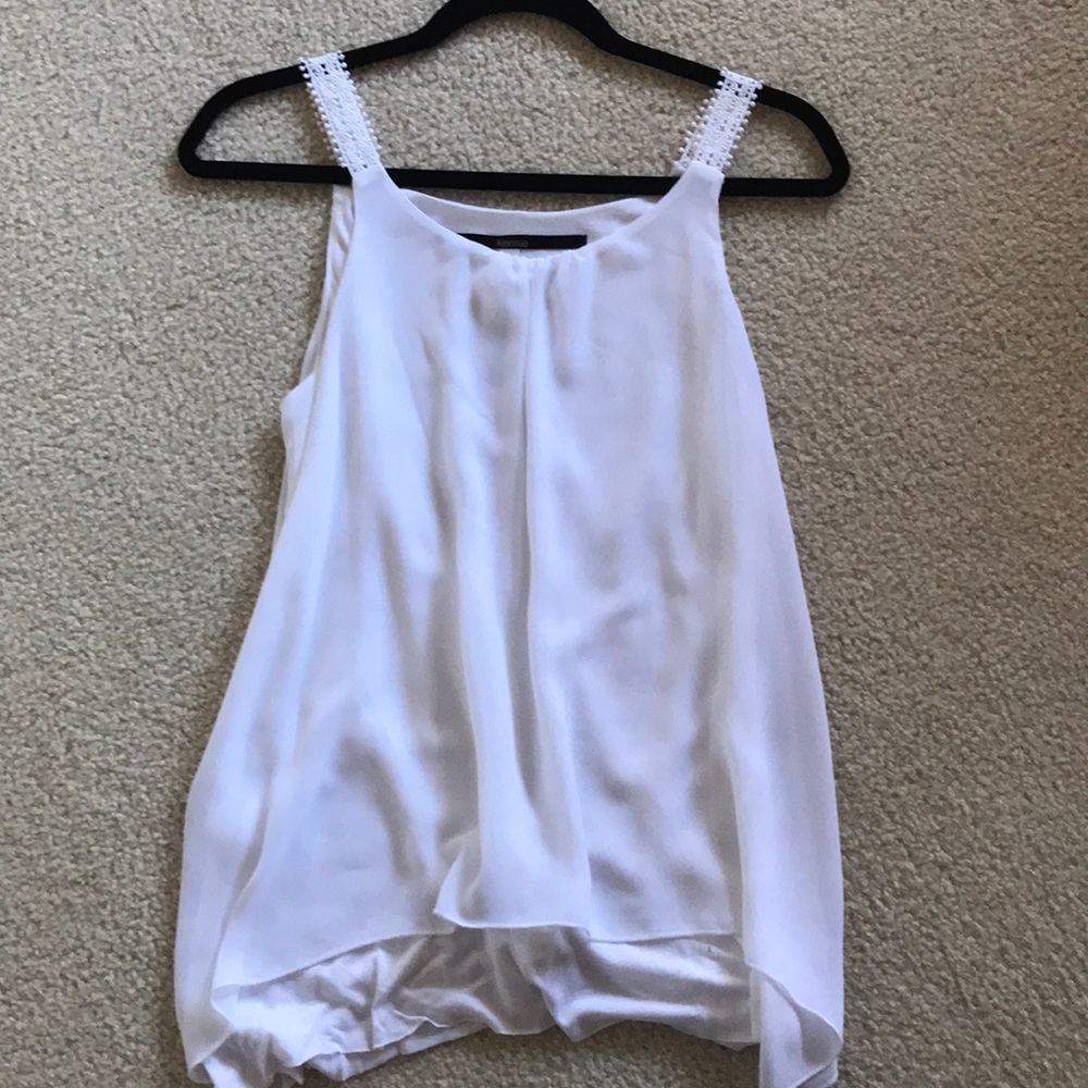 Kensie flowy white tank top NWOT